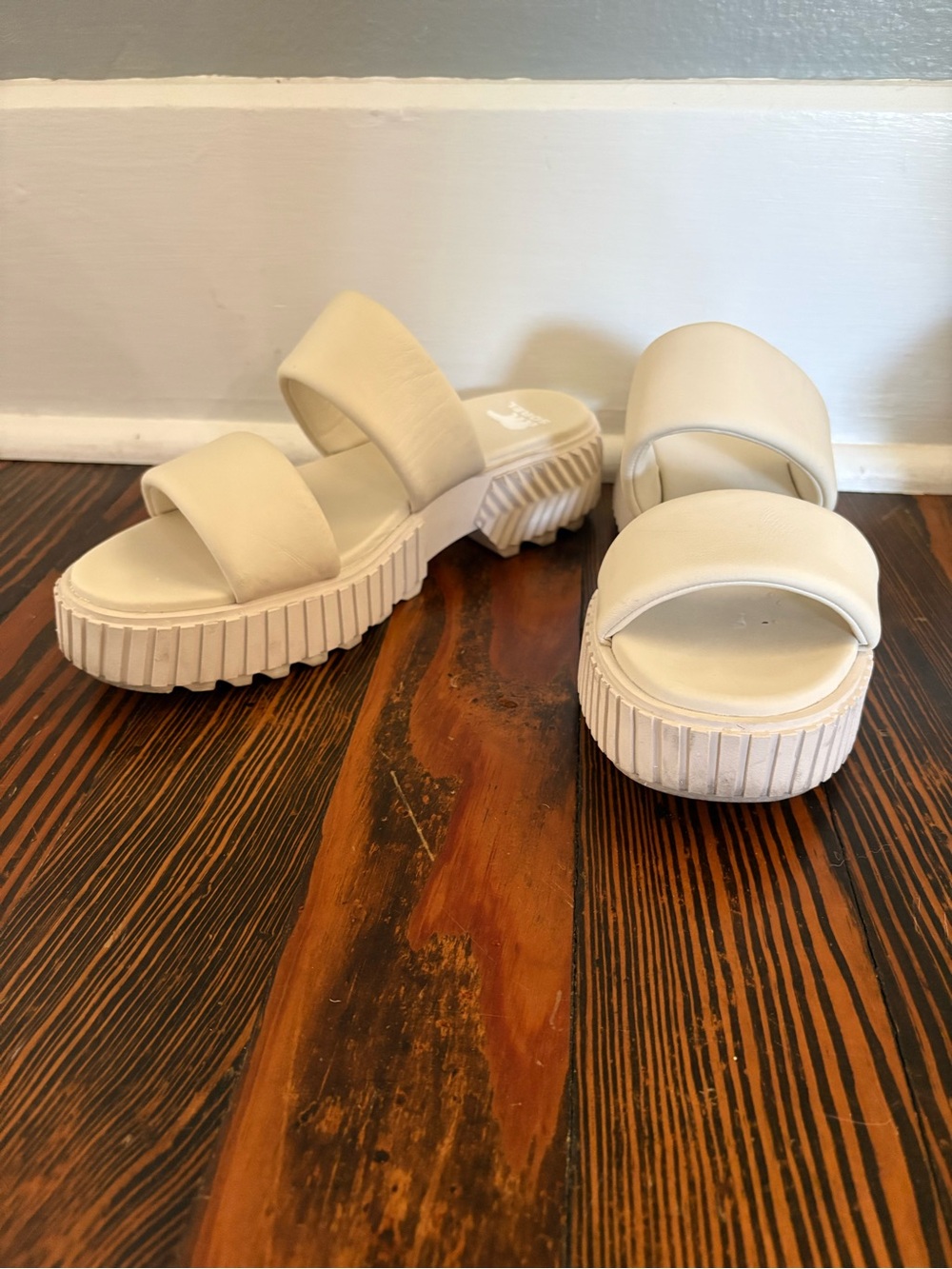 Sorel Cream Dual-Band Platform Sandals